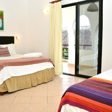 Hotel Club Yebo Плая дел Кармен Екстериор снимка
