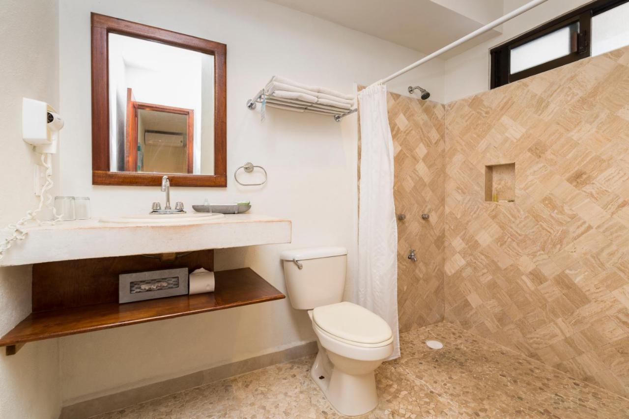 Hotel Club Yebo Плая дел Кармен Екстериор снимка